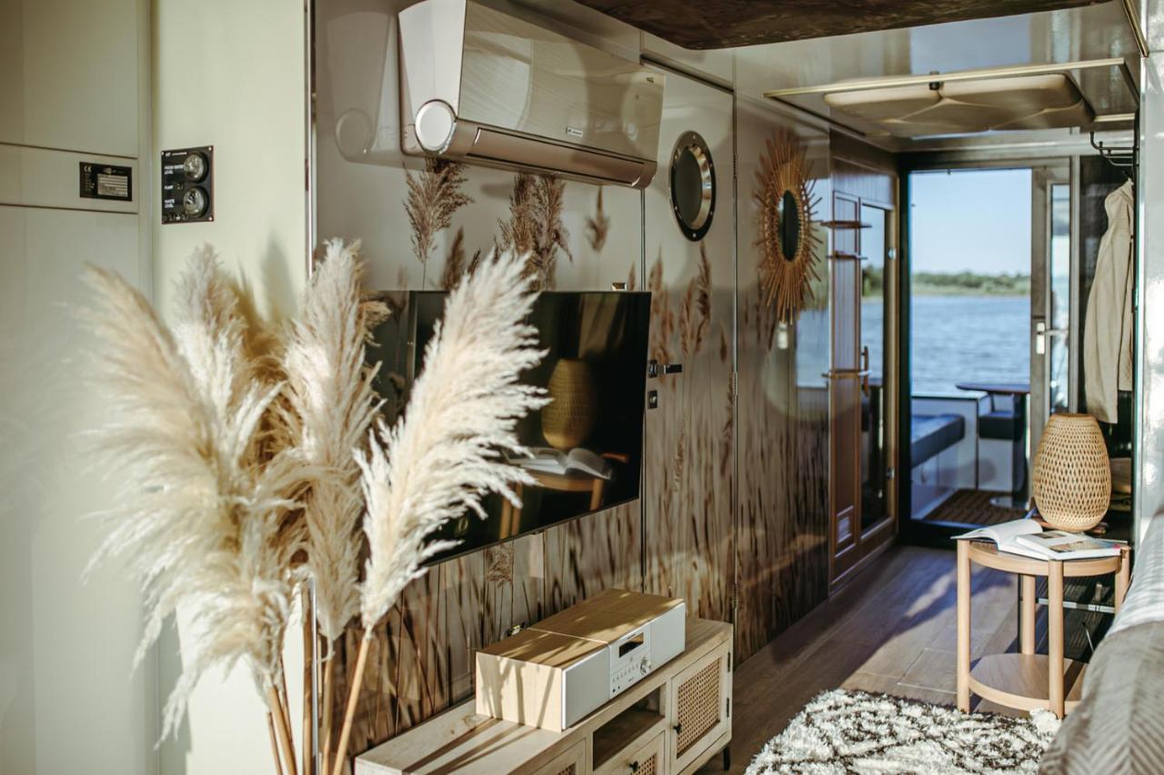莫比斯希安西 Myhouseboat 2酒店 外观 照片